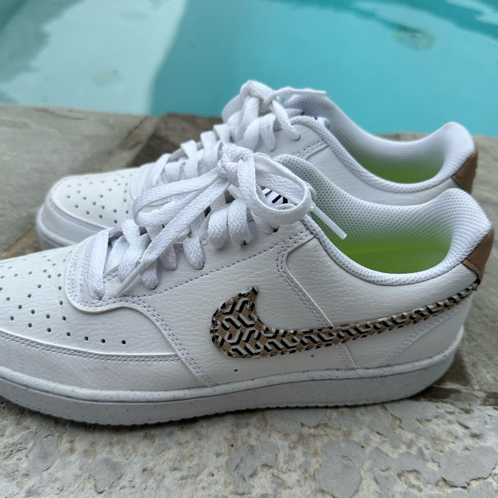 Nike Sneakers size 8